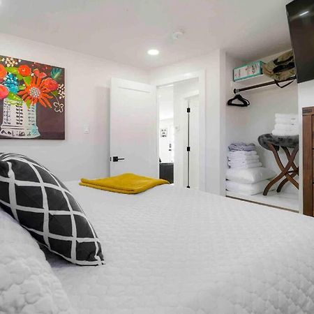 Sleeps 16 - 15 Min/Downtown, 10 Min/Medical Center Villa Aurora Ngoại thất bức ảnh